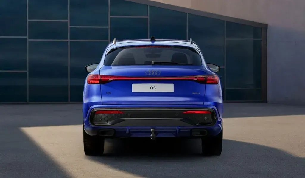 Neu Audi Q5 Sportback S-Line 299 PS (219 kW) 2026 Blau SUV
