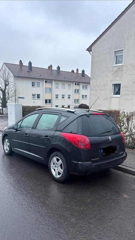 Gebraucht Peugeot 207 95 PS (69 kW) 2008 Schwarz Kombi