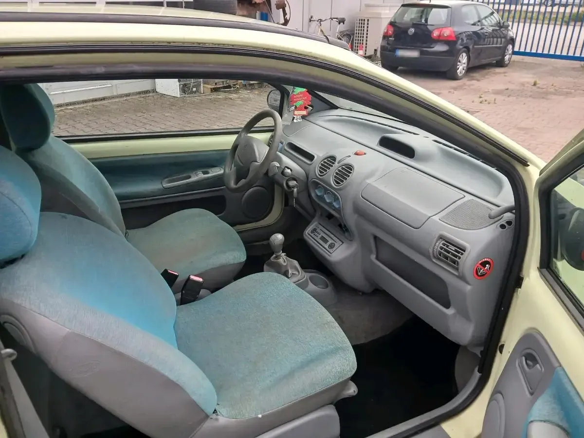Gebraucht Renault Twingo 58 PS (42 kW) 2006 Gelb Kleinwagen