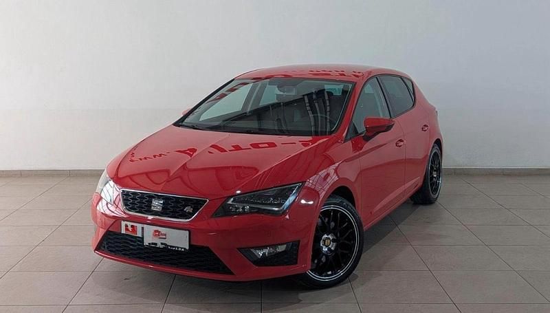Rot Gebraucht 2014 Seat Leon Limousine | 11.500 € (Etwas zu teuer) - Bild 1/4