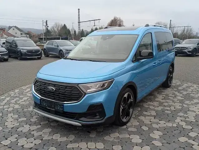 Gebraucht Ford Tourneo Active 122 PS (89 kW) 2025 Blau Van / Kleinbus