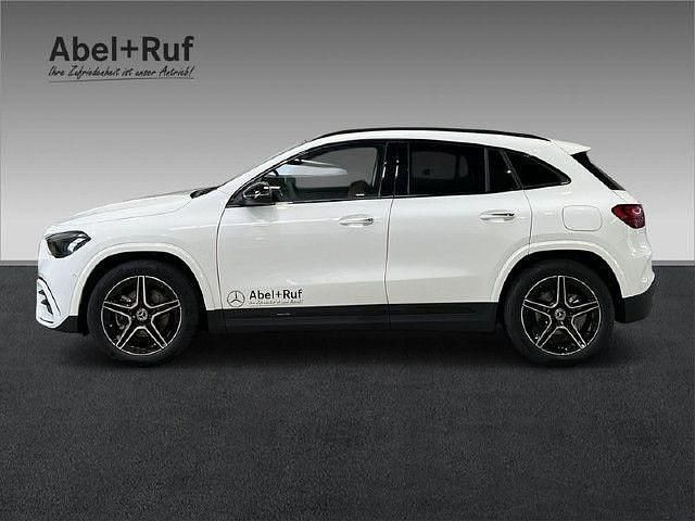 Gebraucht Mercedes GLA200 AMG line 163 PS (119 kW) 2023 Weiß SUV