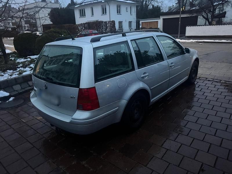 Gebraucht VW Golf IV 116 PS (85 kW) 1999 Silber Kombi
