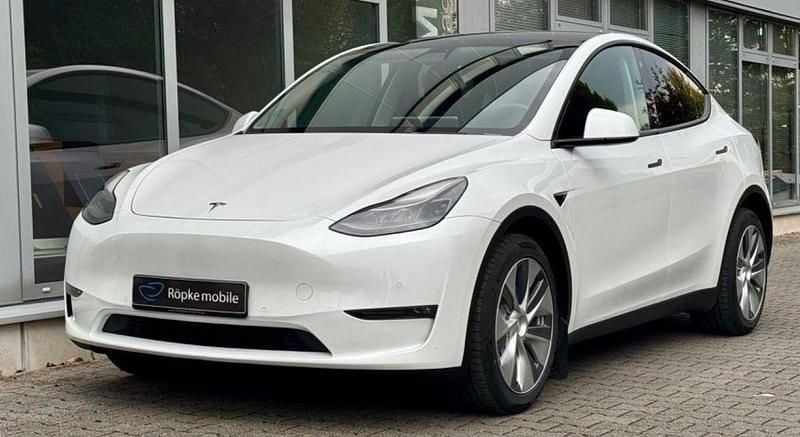 Pearl white multicoat Gebraucht 2021 Tesla Model Y SUV | 32.890 € (Fairer Preis) - Bild 1/4