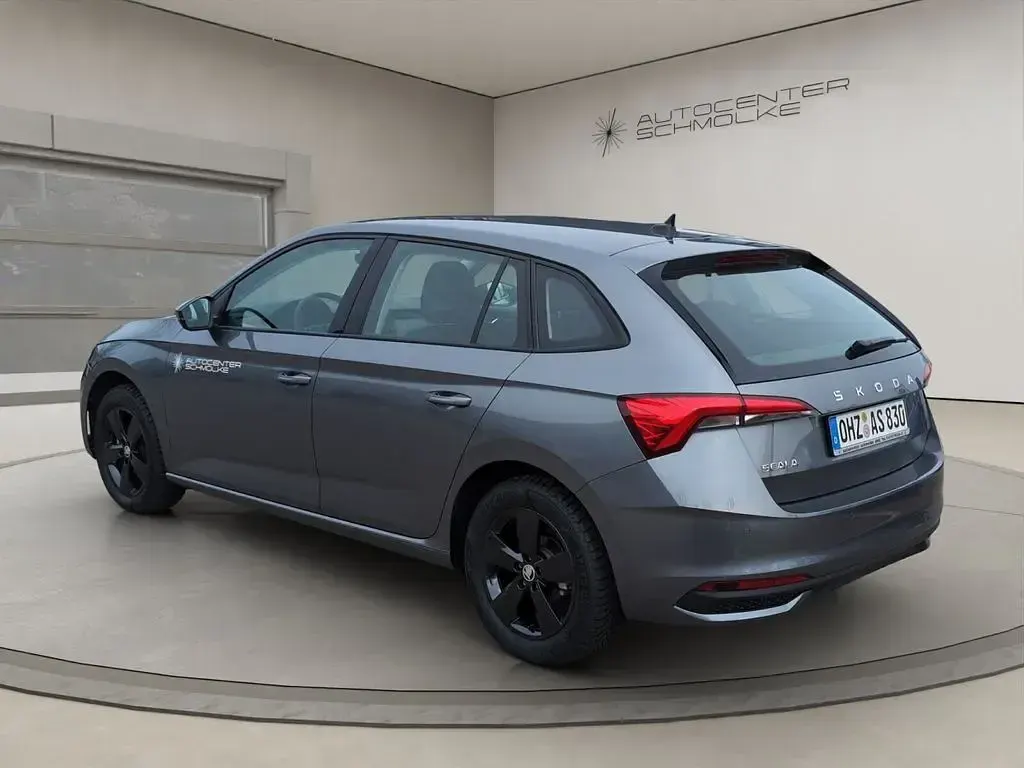Gebraucht Skoda Scala Essence 116 PS (85 kW) 2024 Graphitegrau Kleinwagen