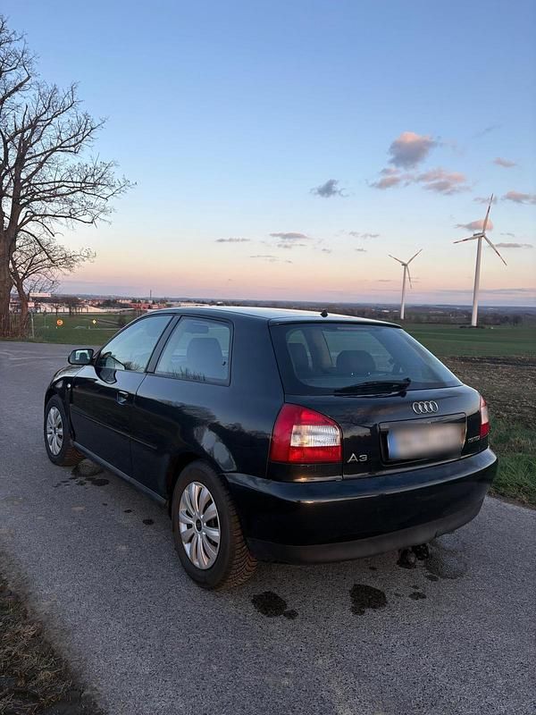 Gebraucht Audi A3 131 PS (96 kW) 2001 Schwarz Kleinwagen