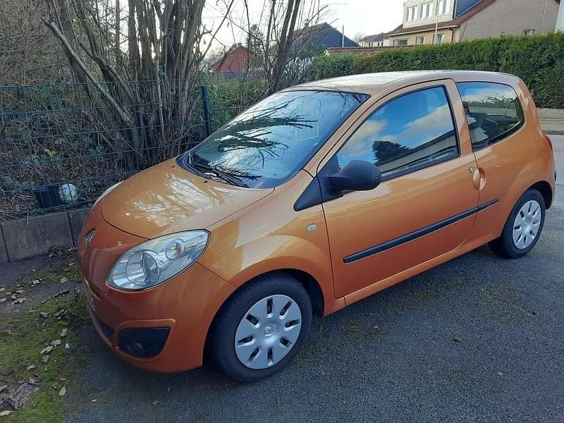 Second-hand Renault Twingo Expression 76 CP (55 kW) 2008 Auriu Hatchback