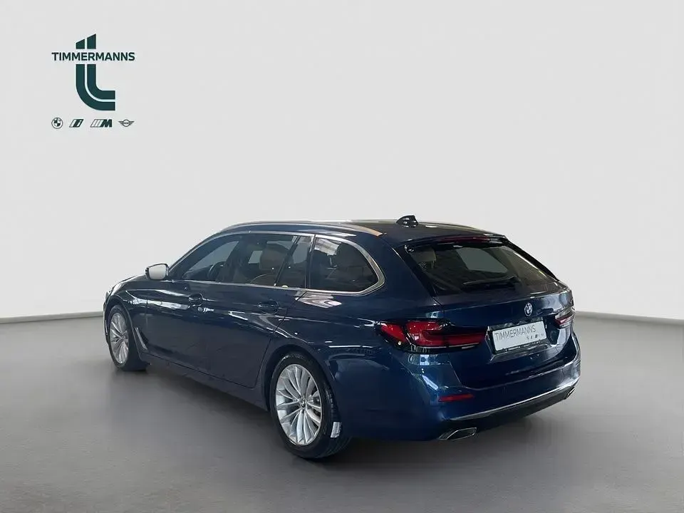Gebraucht BMW 520 Performance 190 PS (139 kW) 2022 Blau Kombi