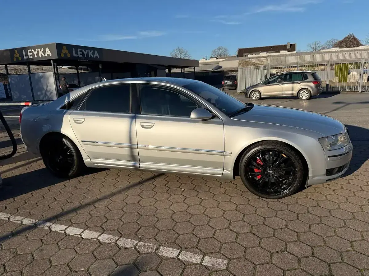 Gebraucht Audi A8 232 PS (170 kW) 2004 Silber Limousine