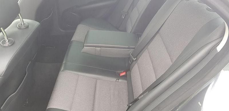 Gebraucht Mercedes C180 Sport Edition 185 PS (136 kW) 2010 Grau Limousine