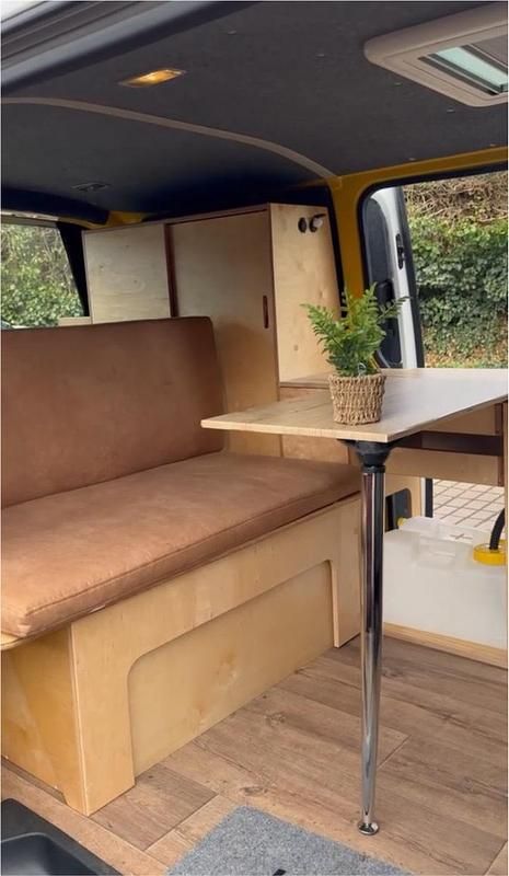 Gebraucht VW Transporter 84 PS (61 kW) 2010 Gelb Van