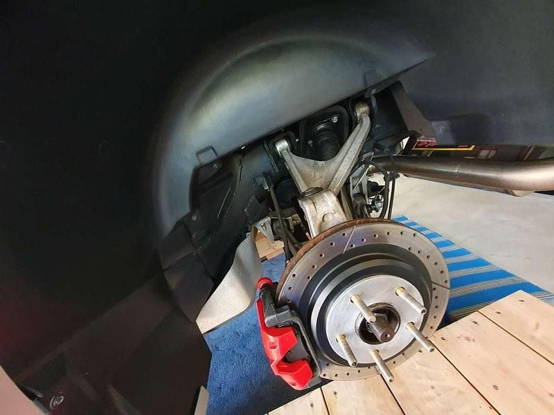 Second-hand Corvette C5 344 CP (253 kW) 2004 Argintiu Coupe