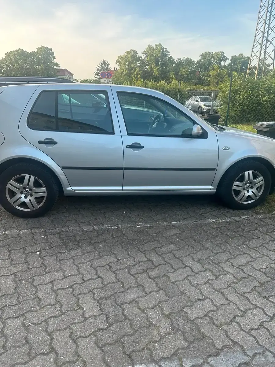 Gebraucht VW Golf IV 105 PS (77 kW) 2001 Grau Kombi