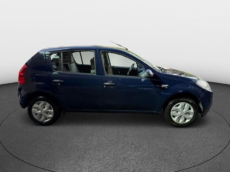 Gebraucht Dacia Sandero Basis 75 PS (55 kW) 2010 Blau Kleinwagen