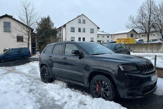 Schwarz Gebraucht 2018 Jeep Grand Cherokee SRT SUV | 32.000 € (Guter Preis) - Bild 1/4