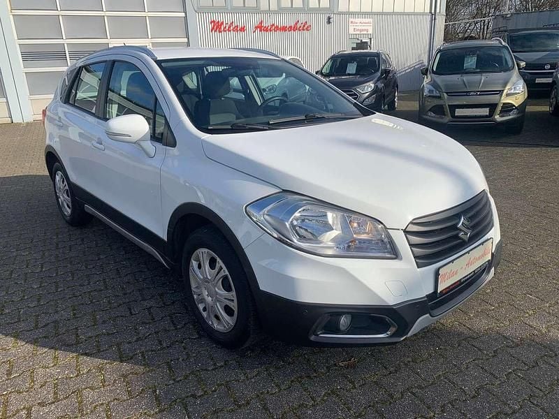 Gebraucht Suzuki SX4 S-Cross Comfort 120 PS (88 kW) 2014 Weiß SUV