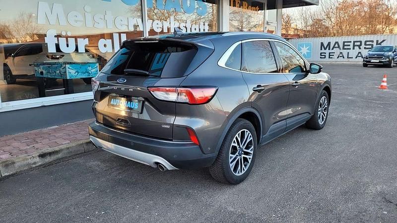 Gebraucht Ford Kuga Titanium 152 PS (111 kW) 2021 Magnetic SUV