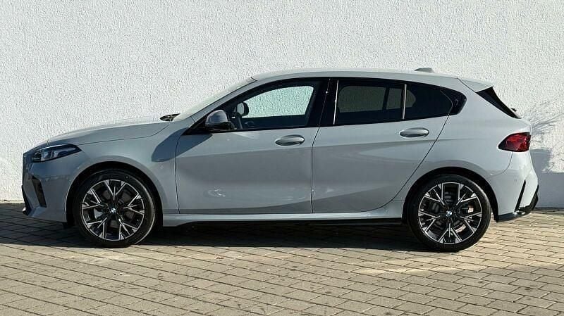 Neu BMW 120 Performance 156 PS (114 kW) 2026 M brooklyn grau metallic Kleinwagen