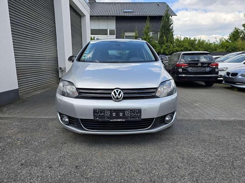 Reflexsilber metallic Gebraucht 2011 VW Golf Plus Cross Style Van / Kleinbus | 7.250 € (Etwas zu teuer) - Bild 1/4