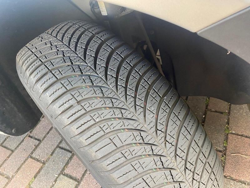 Gebraucht VW Caddy 110 PS (80 kW) 2014 Silber Van / Kleinbus