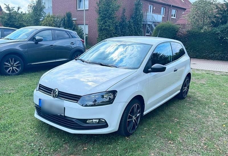 Weiß Gebraucht 2017 VW Polo Kleinwagen | 6.850 € (Guter Preis) - Bild 1/4