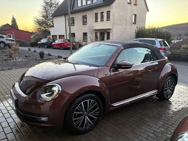 Gebraucht VW Beetle Allstar 105 PS (77 kW) 2016 Braun Kleinwagen