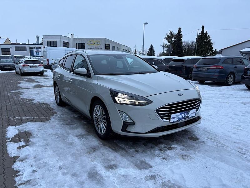 Gebraucht Ford Focus Titanium 125 PS (91 kW) 2020 Weiß Kombi
