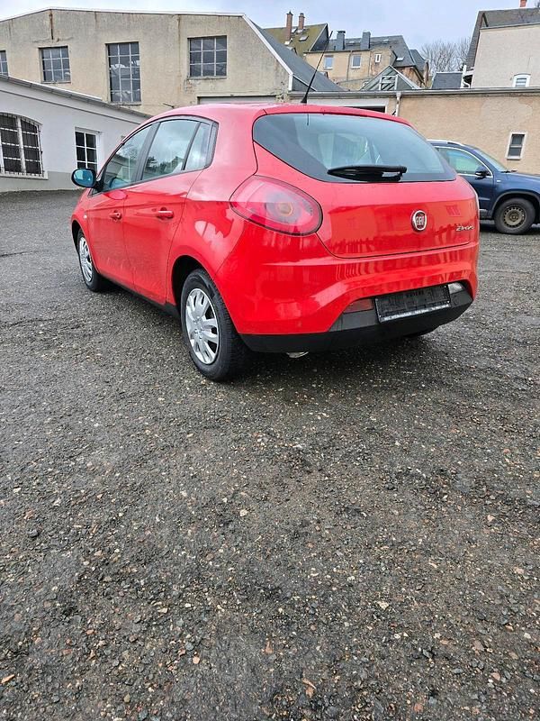 Gebraucht Fiat Bravo 90 PS (66 kW) 2007 Rot Kleinwagen