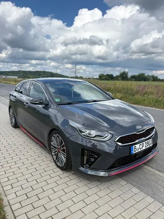 Gebraucht Kia ProCeed GT 204 PS (150 kW) 2019 Grau Kombi