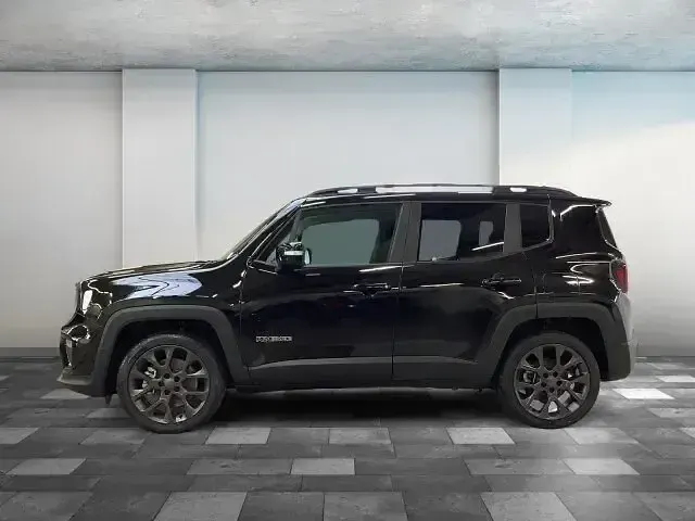 Gebraucht Jeep Renegade 190 PS (139 kW) 2022 Solid black SUV