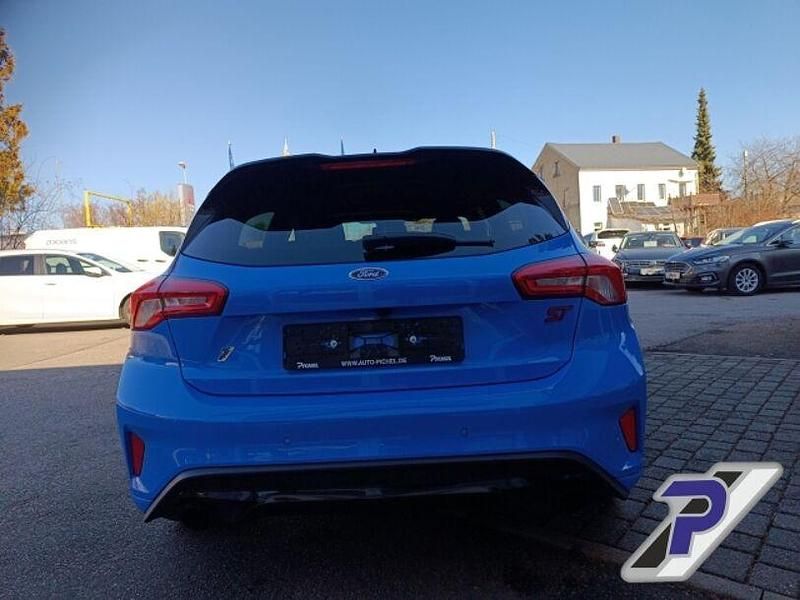 Gebraucht Ford Focus ST 280 PS (205 kW) 2022 Blau Limousine
