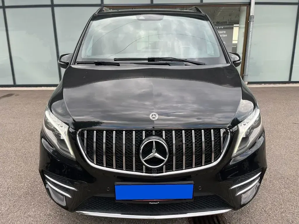 Gebraucht Mercedes V250 AMG 190 PS (139 kW) 2018 Schwarz Van / Kleinbus