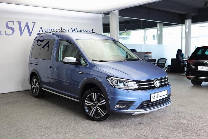 Blau Gebraucht 2018 VW Caddy Van / Kleinbus | 27.980 € (Teuer) - Bild 1/4