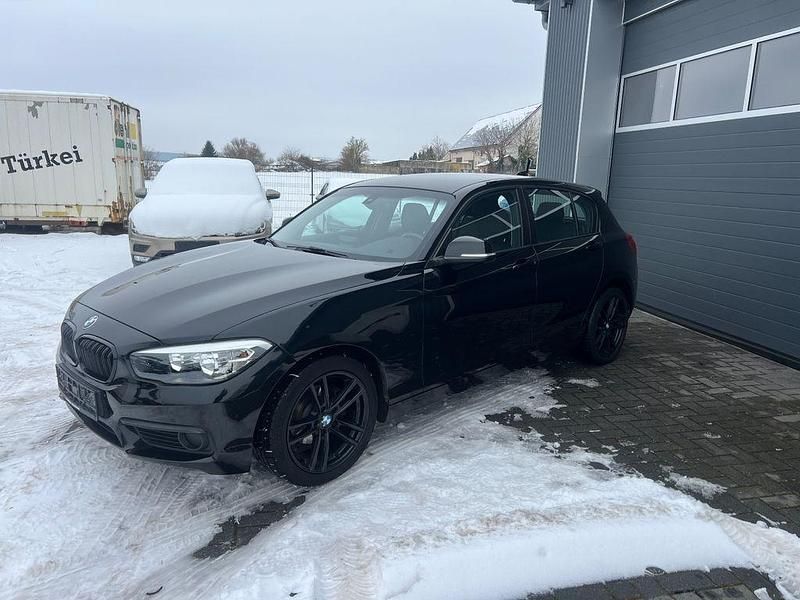 Gebraucht BMW 118 136 PS (100 kW) 2018 Schwarz Kleinwagen
