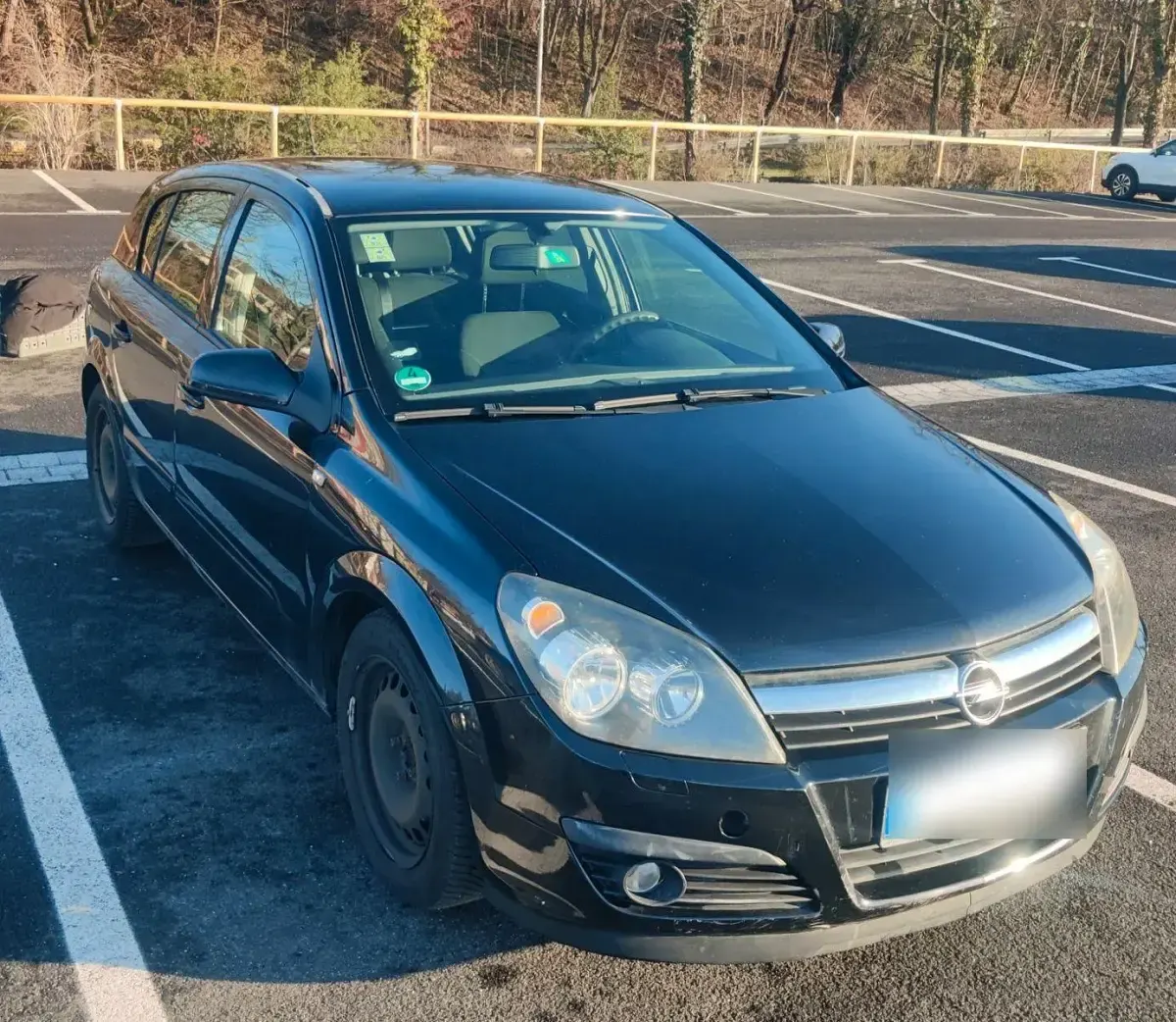 Second-hand Opel Astra 105 CP (77 kW) 2005 Negru Berlinǎ