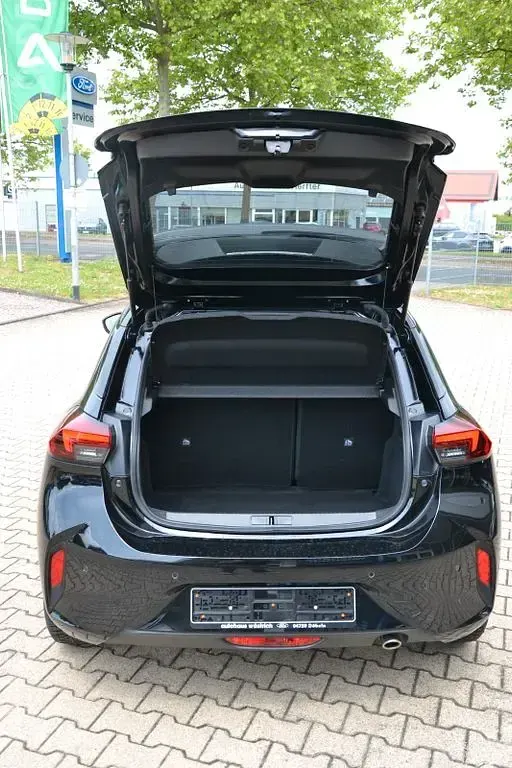 Gebraucht Opel Corsa 101 PS (74 kW) 2025 Schwarz Kleinwagen