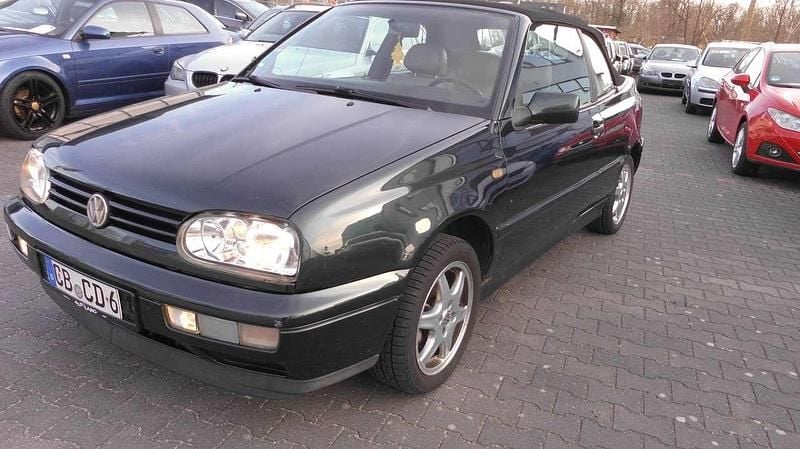 Gebraucht VW Golf Cabriolet Classicline 101 PS (74 kW) 1998 Grün Cabrio