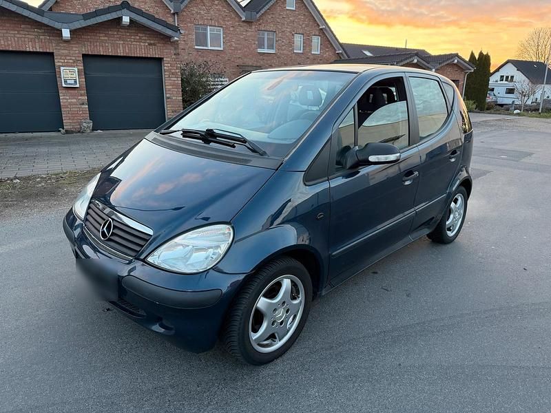 Gebraucht Mercedes A140 82 PS (60 kW) 2003 Blau Kleinwagen