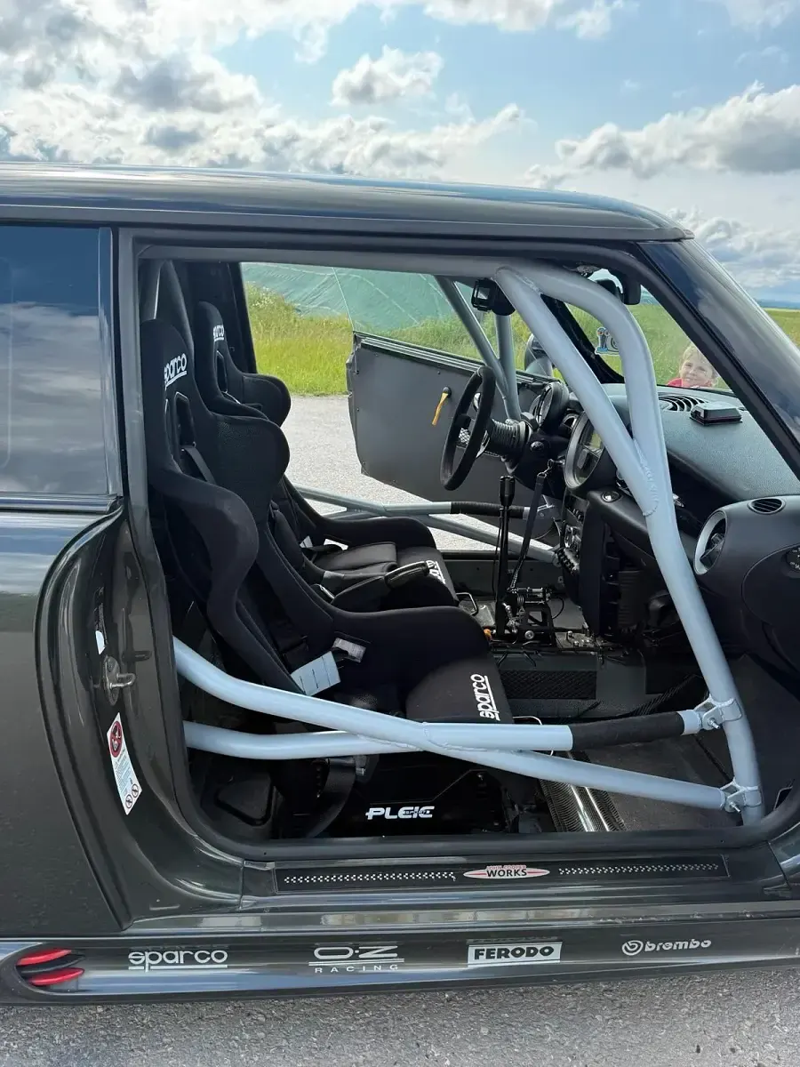 Gebraucht Mini John Cooper Works 211 PS (155 kW) 2011 Grau Kleinwagen