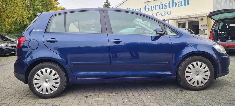 Shadow blue metallic Gebraucht 2006 VW Golf Plus Cross Goal Van / Kleinbus | 2.690 € (Fairer Preis) - Bild 1/4