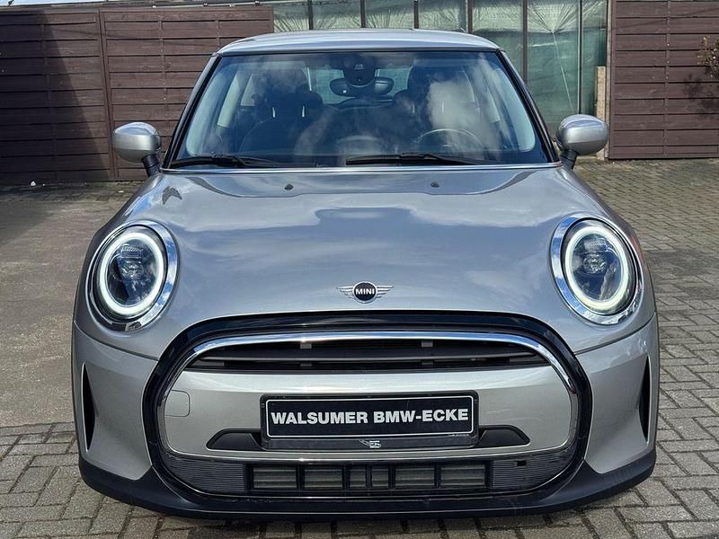 Gebraucht Mini Cooper Essential 136 PS (100 kW) 2023 Silber Kleinwagen