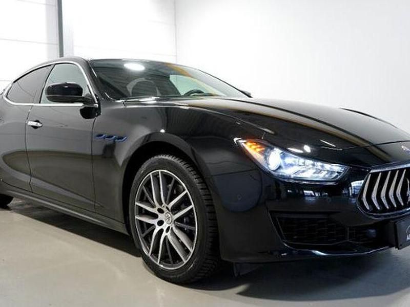 Gebraucht Maserati Ghibli 330 PS (242 kW) 2020 Schwarz Coupé