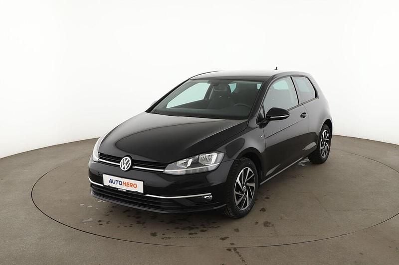 Gebraucht VW Golf VII Join 116 PS (85 kW) 2018 Schwarz Limousine