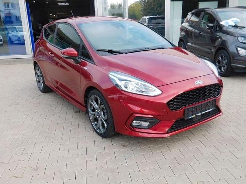 Gebraucht Ford Fiesta ST-Line 101 PS (74 kW) 2018 Rot Kleinwagen