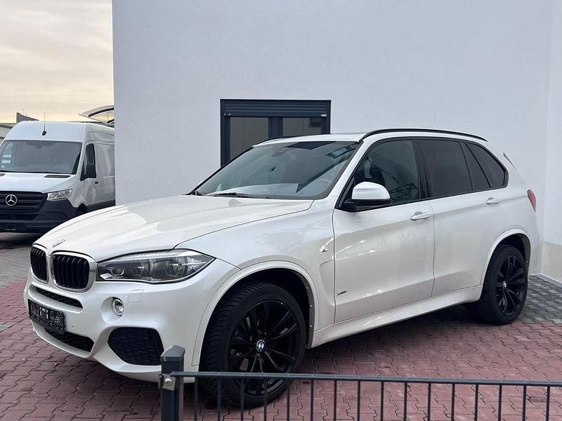Gebraucht BMW X5 M Sport 258 PS (189 kW) 2017 Mineralweiss metallic SUV