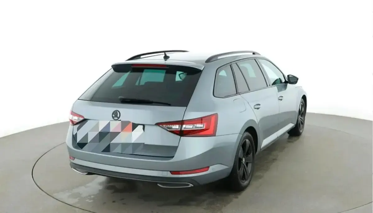 Gebraucht Skoda Superb 190 PS (139 kW) 2017 Grau Kombi