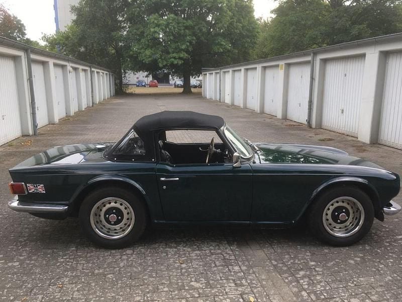 Gebraucht Triumph TR6 133 PS (97 kW) 1976 Grün Cabrio