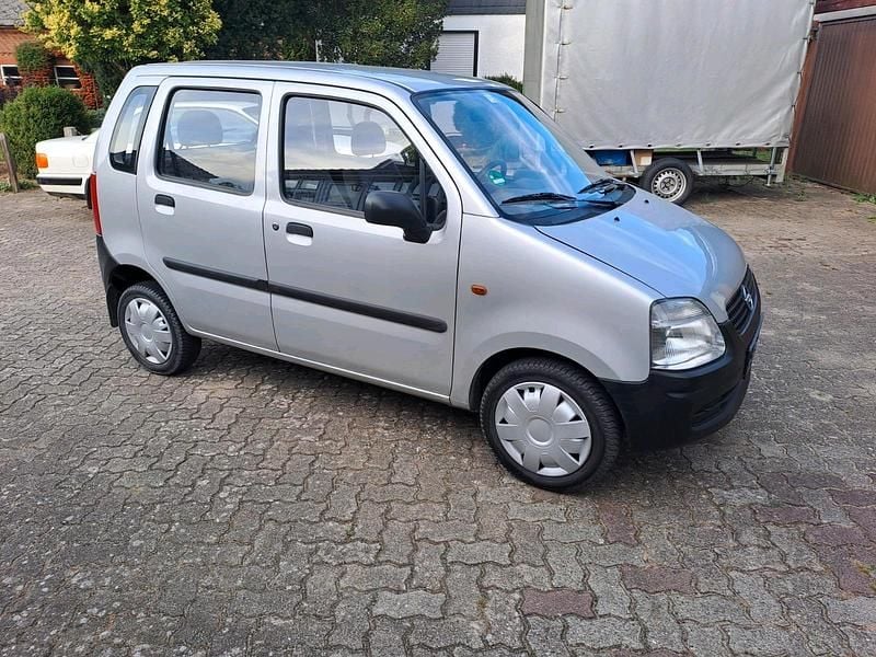Gebraucht Opel Agila 58 PS (42 kW) 2001 Silber Van / Kleinbus