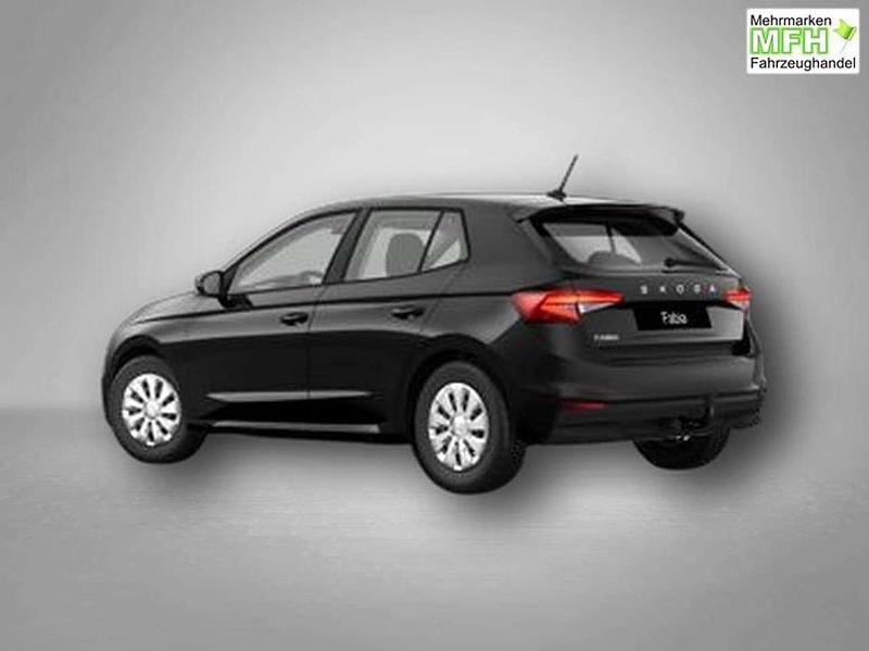 Neu Skoda 110 R Selection 150 PS (110 kW) 2026 Candy weiß Limousine