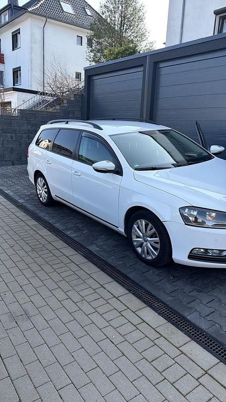 Gebraucht VW Passat 177 PS (130 kW) 2013 Weiß Kombi